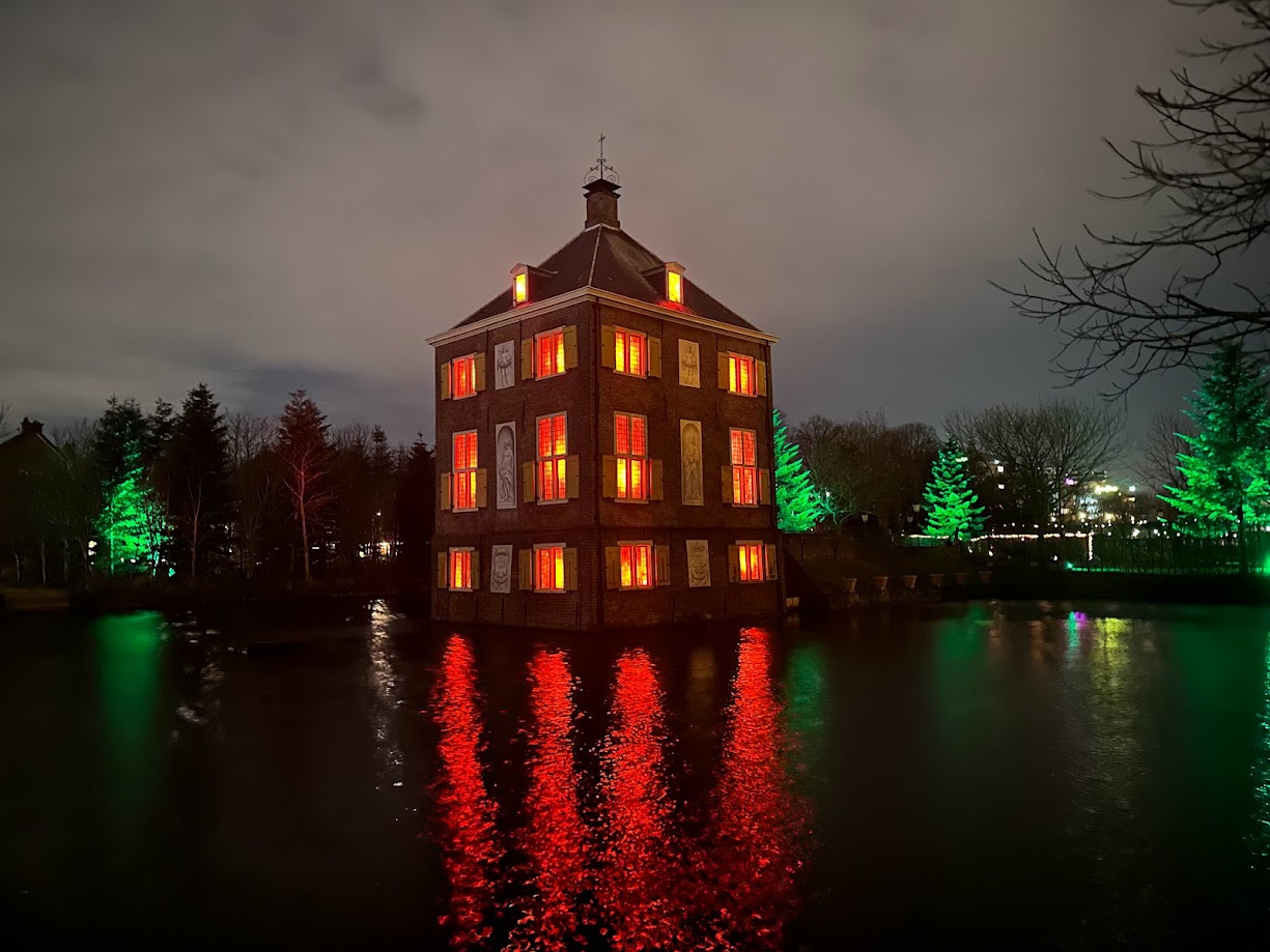 OUTON 4 Stuks RGBAICW Padverlichting voor Buiten met Afstandsbediening en App Bediening, IP65 Waterdicht, Werkt met Alexa Google Assistant, Tuinlampen voor Buiten, Achtertuinen, Tuinen, Gazons, 50cm OUTON 4 Stuks RGBAICW Padverlichting voor Buiten met Afstandsbediening en App Bediening, IP65 Waterdicht, Werkt met Alexa Google Assistant, Tuinlampen voor Buiten, Achtertuinen, Tuinen, Gazons, 50cm